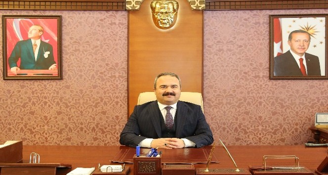 Giresun Üniversitesi Rektörü Coşkun görevinden istifa etti