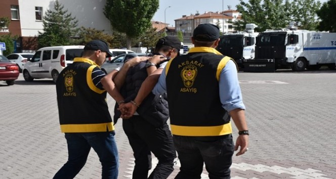 Aksaray’da aranan 2 kişi yakalanarak tutuklandı