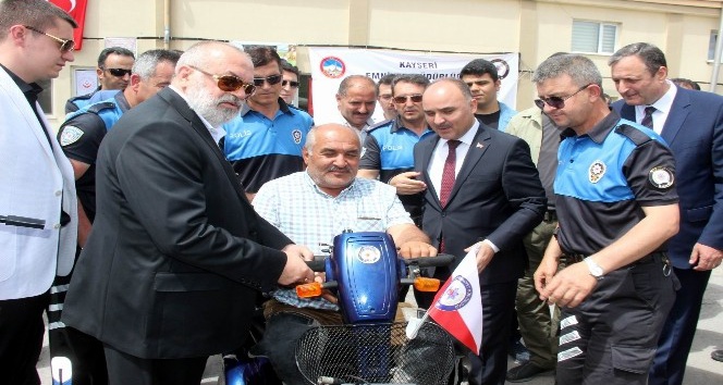 ’Emniyetle Engelsiz Yarınlar Projesi’nde 125 engelli araç sevinci yaşadı