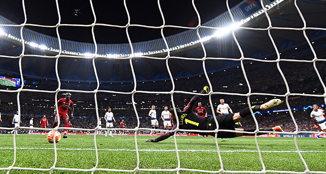 ÖZET İZLE: Tottenham:0-2 Liverpool MAÇ ÖZETİ Ve Golleri İzle | Tottenham Liverpool kaç kaç bitti !