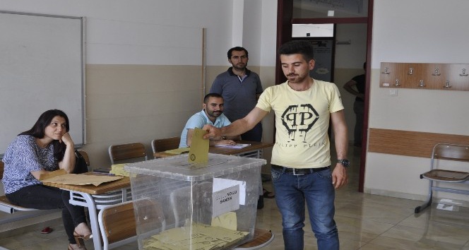 Mevlana Mahallesi’nin yeni muhtarı belli oldu