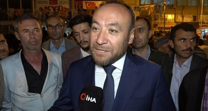 Cumhurbaşkanı Erdaoğan’dan, İl Başkanı Dağdelen’e tebrik telefonu
