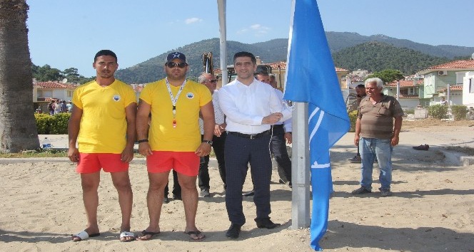 Menderes sahillerine mavi bayrak