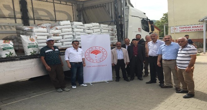Tunceli’de çiftçilere 6 ton tohum dağıtıldı