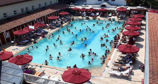 Termal’de bayram yoğunluğu