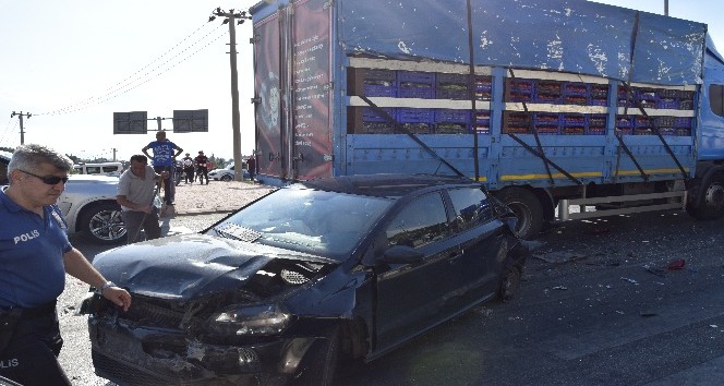 Burdur’ da zincirleme trafik kazası: 5 yaralı