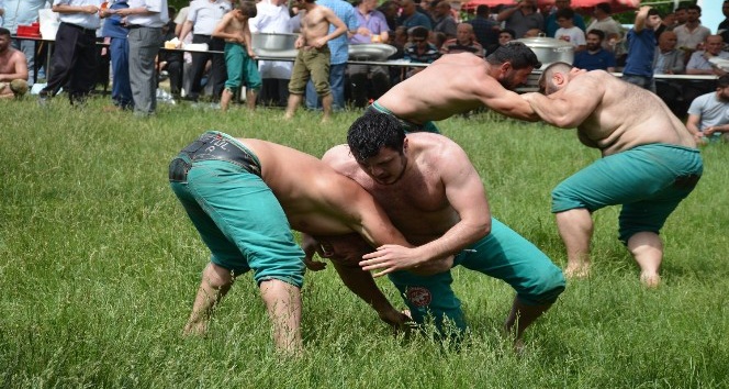 Bektaşağa Panayırı başladı