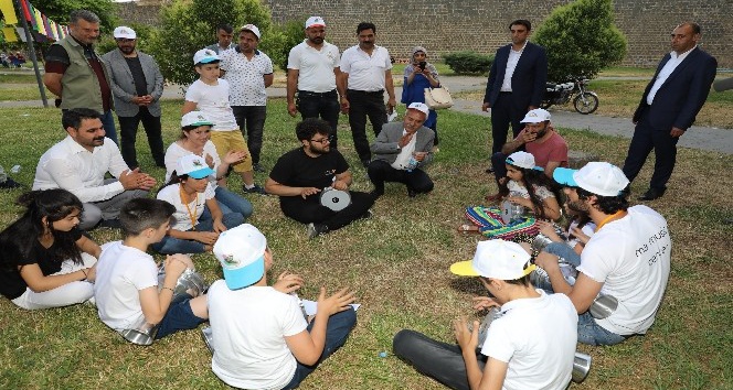 Diyarbakır’da 4 gün sürecek olan ‘Sur Çocuk Festivali’ başladı