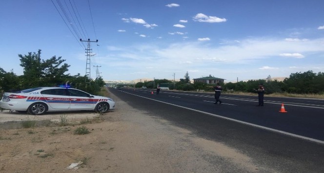 Jandarmadan  uygulama;16 araca ceza kesti,5’ini trafikten men etti