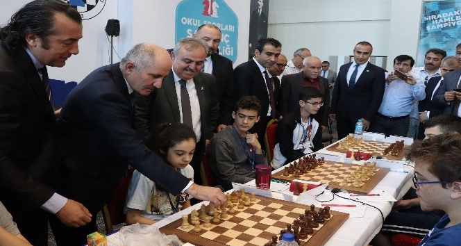 Karaman’da Okullararası Satranç Türkiye Birinciliği Finali başladı