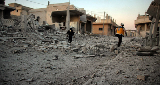Suriye ve Rus jetleri El Mintar’ı bombaladı: 5 sivil öldü