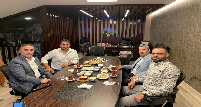 Malatya İdmanyurdu Onursal Başkanı Teoman Mutlu, Yeşilyurt Belediyespor için görüştü