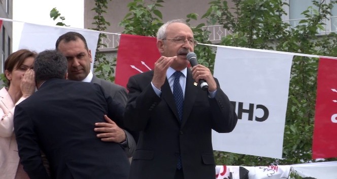CHP Lideri Kılıçdaroğlu Kağıthane’de halka seslendi