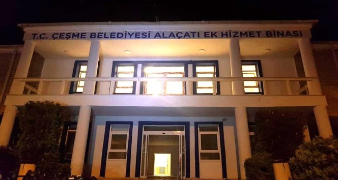 Çeşme Belediyesi’nin Alaçatı ek hizmet binası açıldı