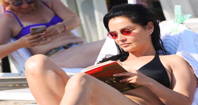 Betül Şahin Bodrum’a enerji depolamaya geldi