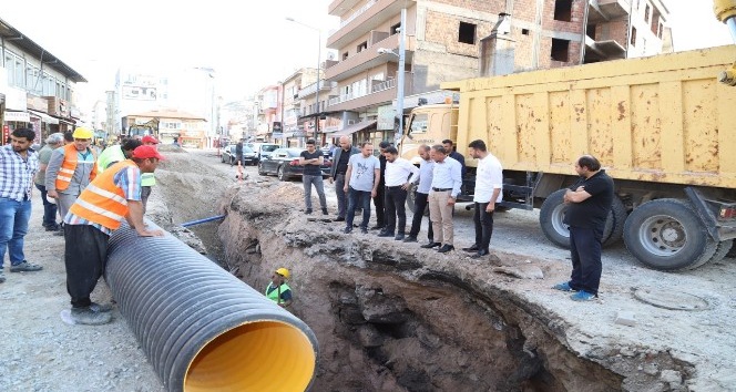 Başkan Arı, altyapı çalışmalarını denetledi