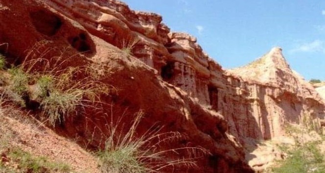 Nallıhan’da Keşfedilmeyi Bekleyen Kanyon: Kuzucular Köyü Kanyonu