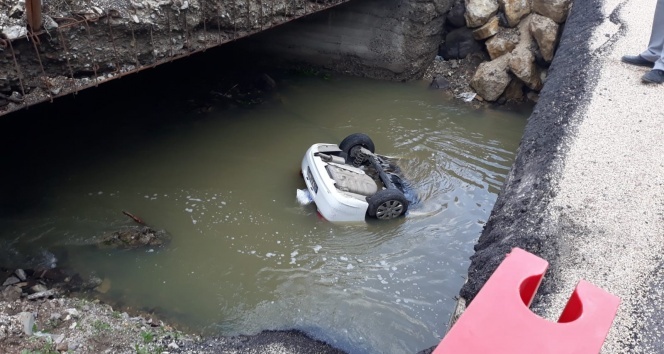 Bolu’da, dereye düşen otomobildeki 3 kişi hayatını kaybetti