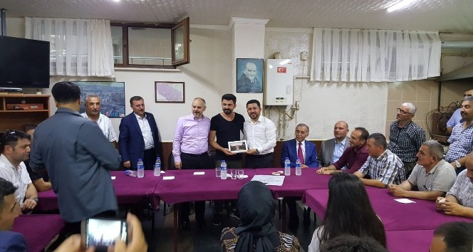 Gençlik ve Spor eski bakanı Çağatay Kılıç ve Başkan Arı, Kapadokya Derneği’nde