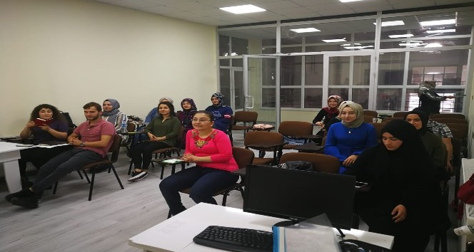 Nevşehirliler sağlıklı iletişimin kapılarını bur kursla aralıyor