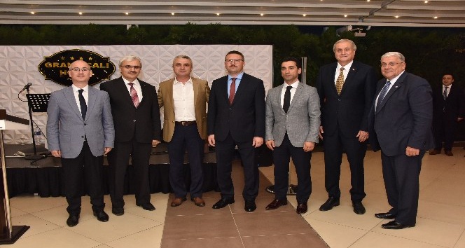 Bozüyük’te görev yerleri değişen savcı ve hâkimler için veda yemeği