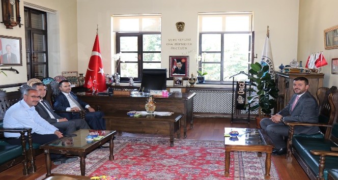 Vali Aktaş, Ürgüp Belediye Başkanı Aktürk’ü ziyaret etti