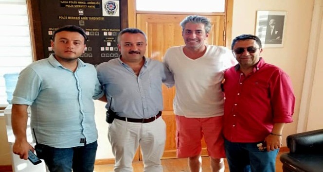 Ünlü oyuncu Alaçatı Polis Merkezini ziyaret etti