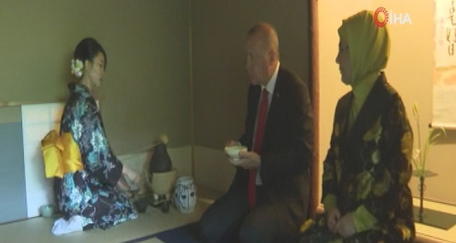 Erdoğan, Japonya&#039;da çay seremonisine katıldı