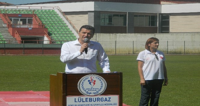 Yaz spor okulları açılış töreni gerçekleştirildi