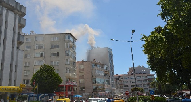 Sinop’ta çatı yangını