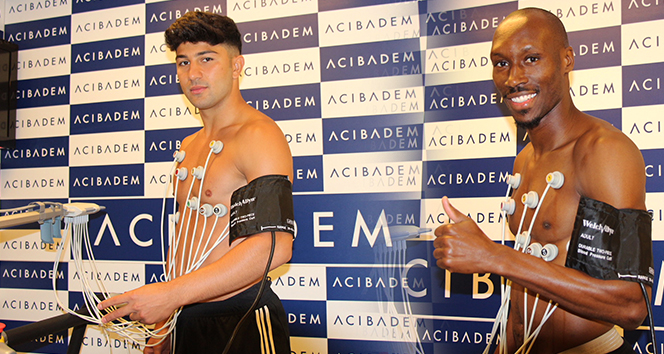 Beşiktaş'ta Atiba ile Güven sağlık kontrolünden geçti