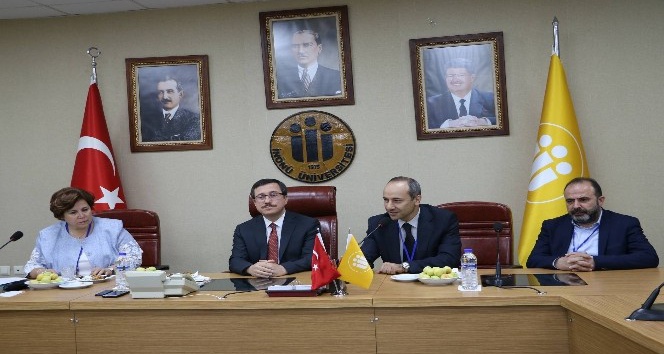 Eczacılık Fakülteleri Dekanlar Konseyi İnönü Üniversitesinde yapıldı