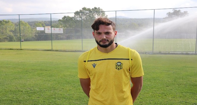 Yeni Malatyaspor’un genç transferi Özdemir, Bolu kampına katıldı