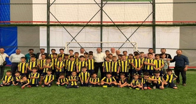 Fenerbahçe Futbol okulu Mazıdağ’da açıldı