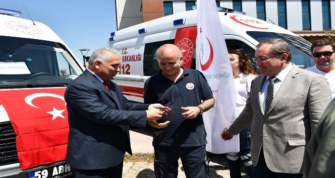 Tekirdağ’da 6 ambulans dağıtıldı