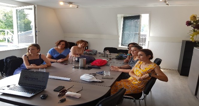 Mehmet Gedik Ortaokulu İngilizce öğretmenleri Hollanda’da eğitim aldı