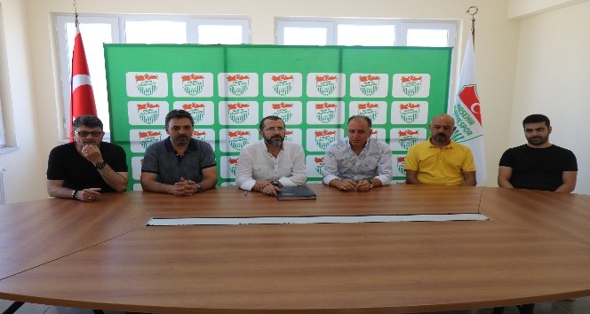 Kırşehir Belediyespor, Taner Öcal ile anlaştı