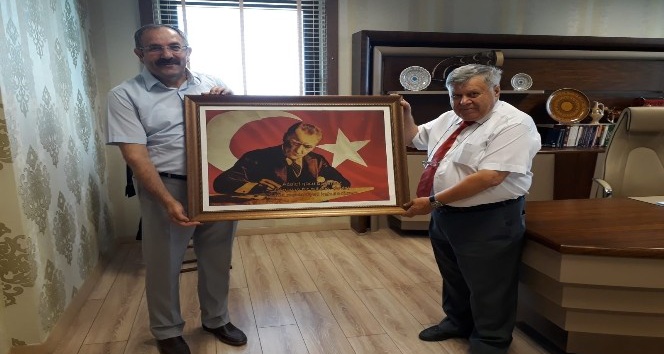 Vali Yardımcısı Sinan, Baro Başkanlığına veda ziyaretinde bulundu
