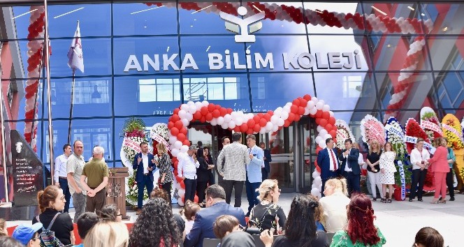 ‘Türkiye’nin En İyi Eğitim Kampüsü’ ödülünü alan Anka Bilim Koleji İncek’te açıldı