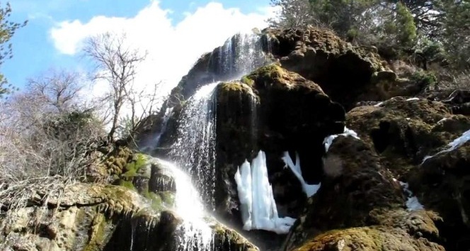 Nallıhan’ın hayran bırakan güzelliği: Uyuzsuyu Şelalesi