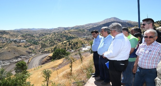 Vali Pekmez, Koçali Baraj inşaatını inceledi