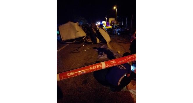 Ödemiş’te trafik kazası: 2 ölü, 1 yaralı