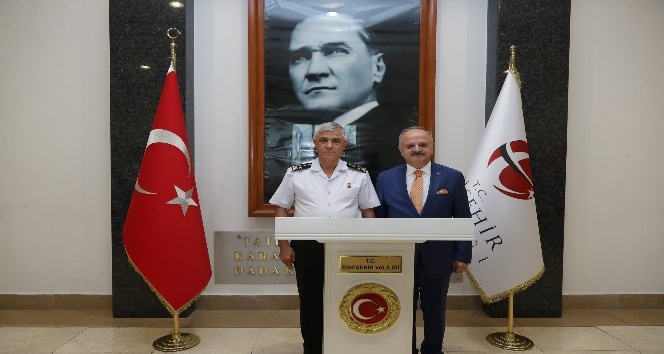 Jandarma Genel Komutanı Çetin, Vali Çakacak’ı ziyaret etti