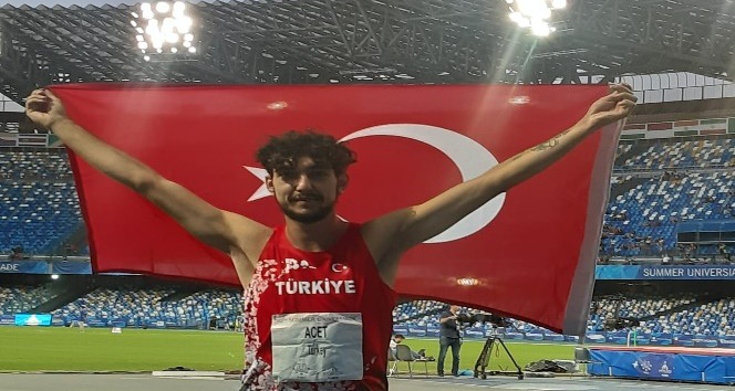 Alperen Acet, Üniversite Yaz Oyunları’nda Türkiye’nin ilk madalyasını aldı