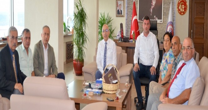 Gökçeada Belediye Başkanından Rektör Prof. Dr. Sedat Murat’a ziyaret
