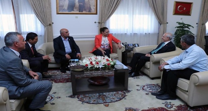 CHP’li Belediye Başkanları Kılıçdaroğlu’nu ziyaret etti