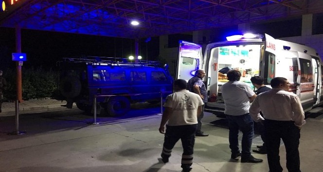 Malatya’da Özel harekat polisleri kaza yaptı: 2