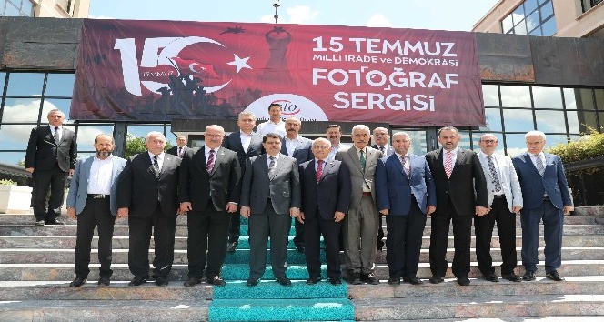 &quot;15 Temmuz Milli İrade ve Demokrasi Fotoğraf Sergisi&quot; ATO’da açıldı