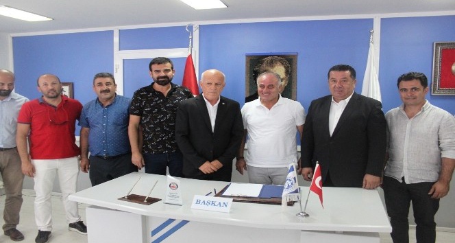 İzmirspor’a milli teknik direktör