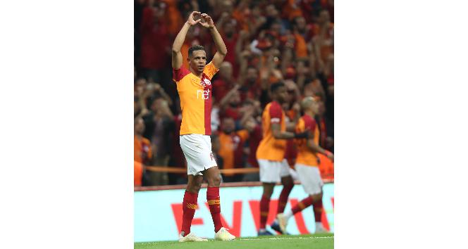 Galatasaray’da Fernado Reges Sevilla’ya transfer oldu